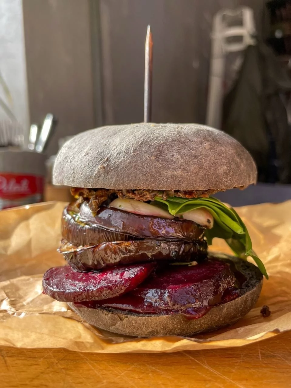 Интерьер/Экстерьер/Банкетная зона/Бар/Стол для двоих/Вход/Главный зал/Lounge зона ресторан Мясо Есть фото