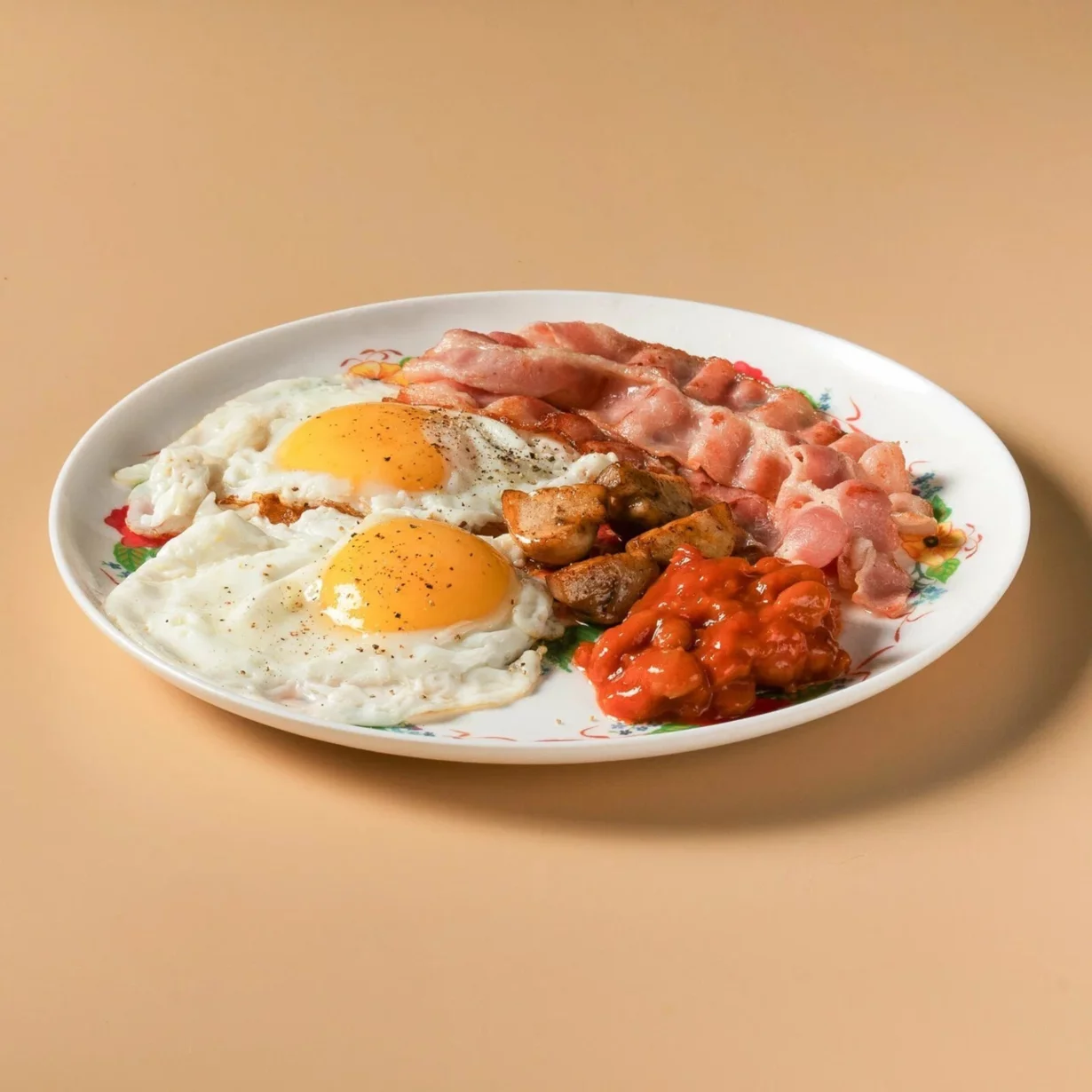 Интерьер/Экстерьер/Банкетная зона/Бар/Стол для двоих/Вход/Главный зал/Lounge зона кафе Мамин базар фото