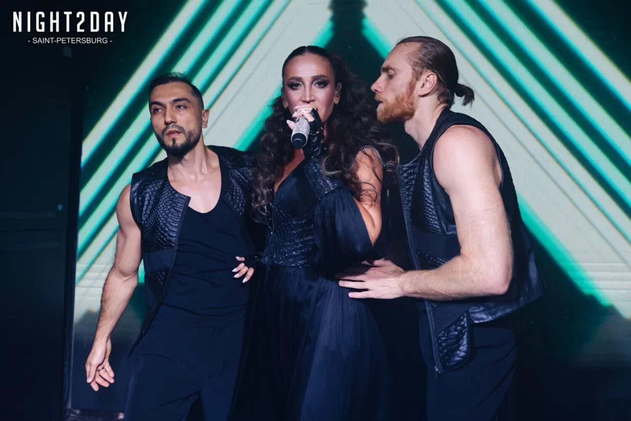 Интерьер/Экстерьер/Банкетная зона/Бар/Стол для двоих/Вход/Главный зал/Lounge зона клуб Project фото