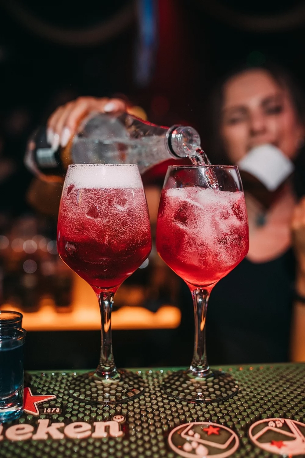 Интерьер/Экстерьер/Банкетная зона/Бар/Стол для двоих/Вход/Главный зал/Lounge зона клуб Синий Nebar фото