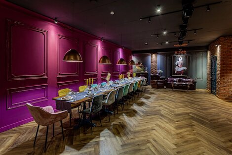 Avrora Room