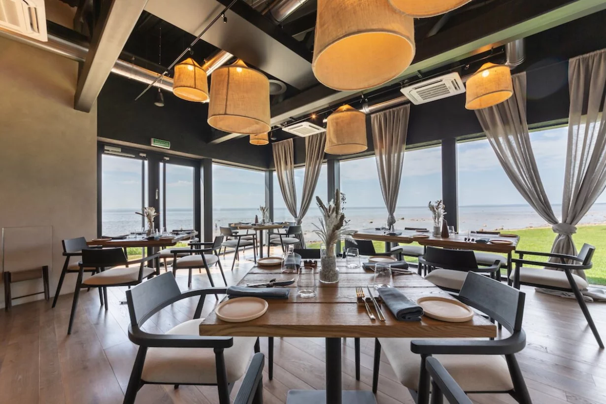 На Приморском шоссе открылся ресторан "Колокольная горка" Из первых рук 06-07-20