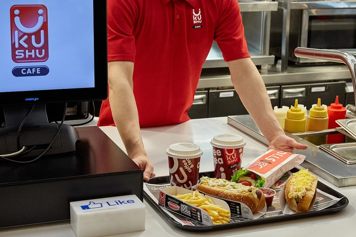 Интерьер/Экстерьер/Банкетная зона/Бар/Стол для двоих/Вход/Главный зал/Lounge зона фастфуд Укушу кафе фото