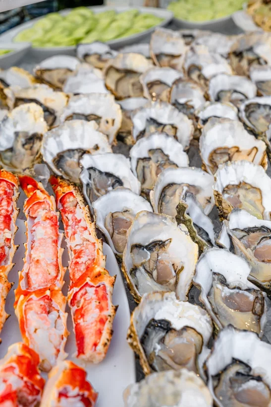 Интерьер/Экстерьер/Банкетная зона/Бар/Стол для двоих/Вход/Главный зал/Lounge зона ресторан La Marée фото