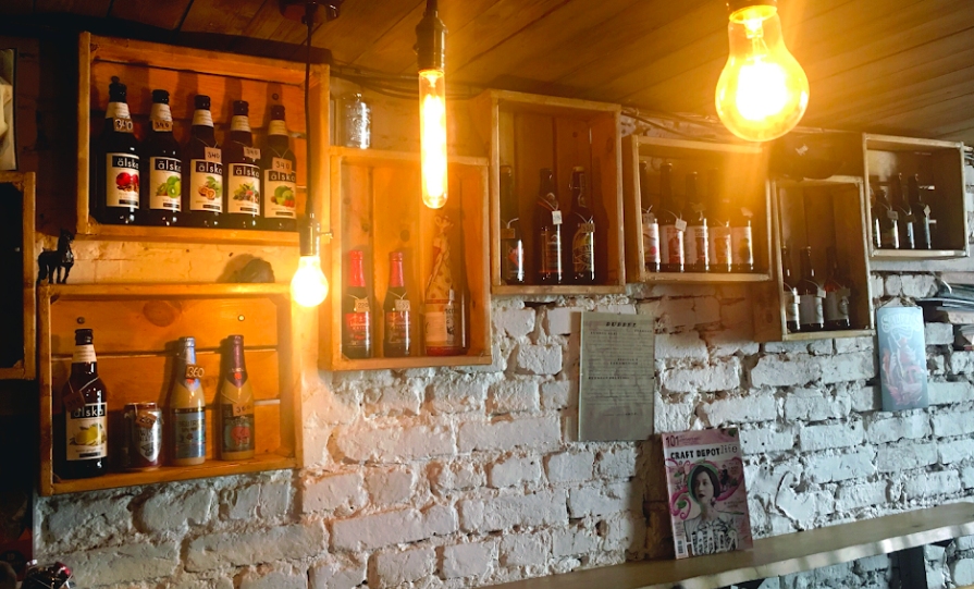 Говард лавс крафт. Пиво herzog разливное. Папа крафт пиво. Mr. Крафтовое пиво.