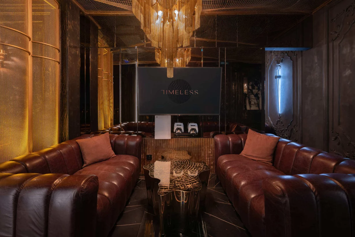 Интерьер/Экстерьер/Банкетная зона/Бар/Стол для двоих/Вход/Главный зал/Lounge зона кальянная Timeless Охотный Ряд фото