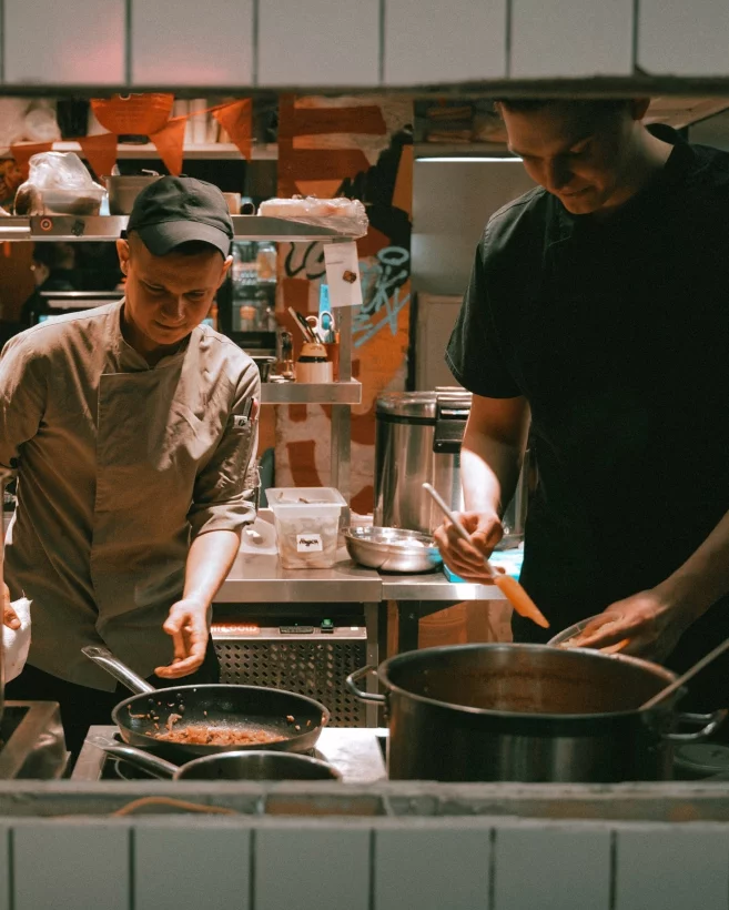 Интерьер/Экстерьер/Банкетная зона/Бар/Стол для двоих/Вход/Главный зал/Lounge зона корнер Тай Китай фото