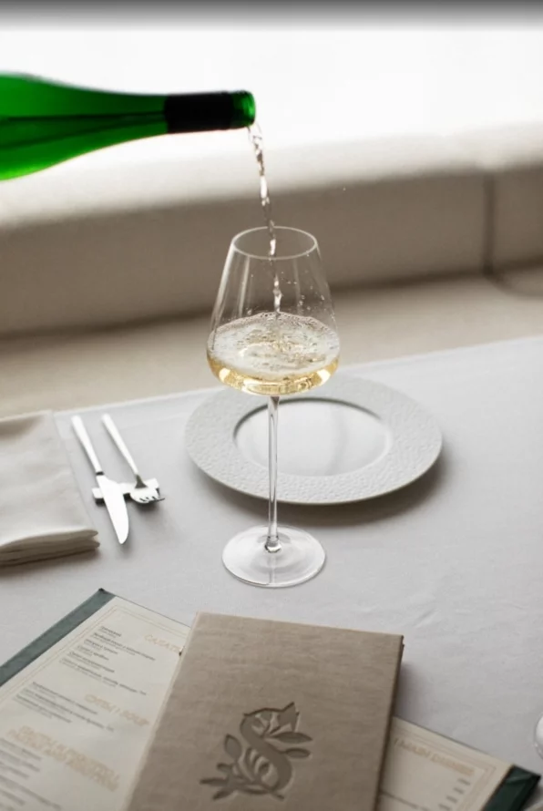 Интерьер/Экстерьер/Банкетная зона/Бар/Стол для двоих/Вход/Главный зал/Lounge зона ресторан Sansa фото