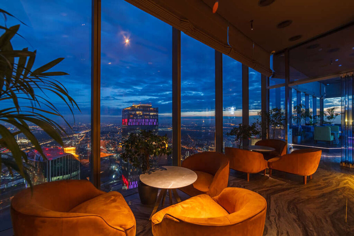 90Floor