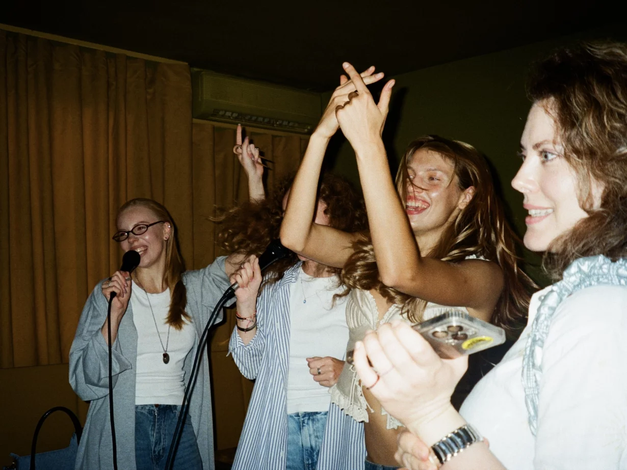 Интерьер/Экстерьер/Банкетная зона/Бар/Стол для двоих/Вход/Главный зал/Lounge зона бар Nomer фото