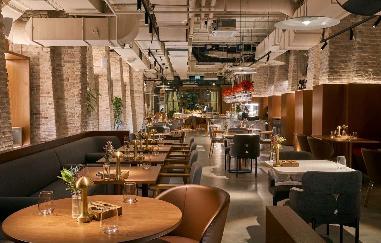 Ava Bistro