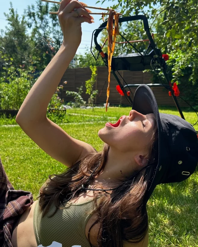 Интерьер/Экстерьер/Банкетная зона/Бар/Стол для двоих/Вход/Главный зал/Lounge зона корнер Тай Китай фото