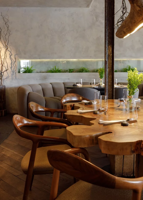 Интерьер/Экстерьер/Банкетная зона/Бар/Стол для двоих/Вход/Главный зал/Lounge зона ресторан Айна фото