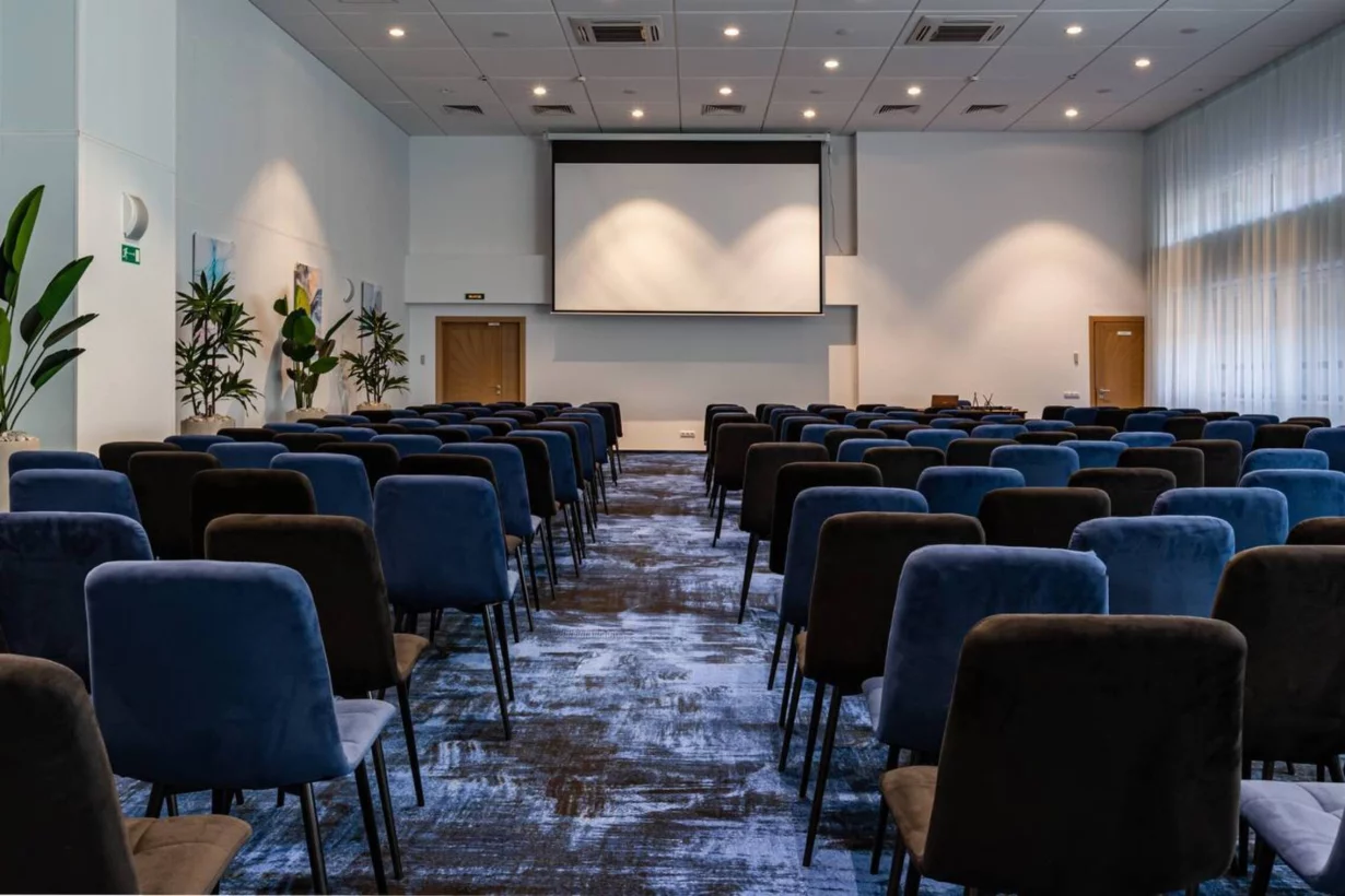 Конференц-зал «Невский» Kostas