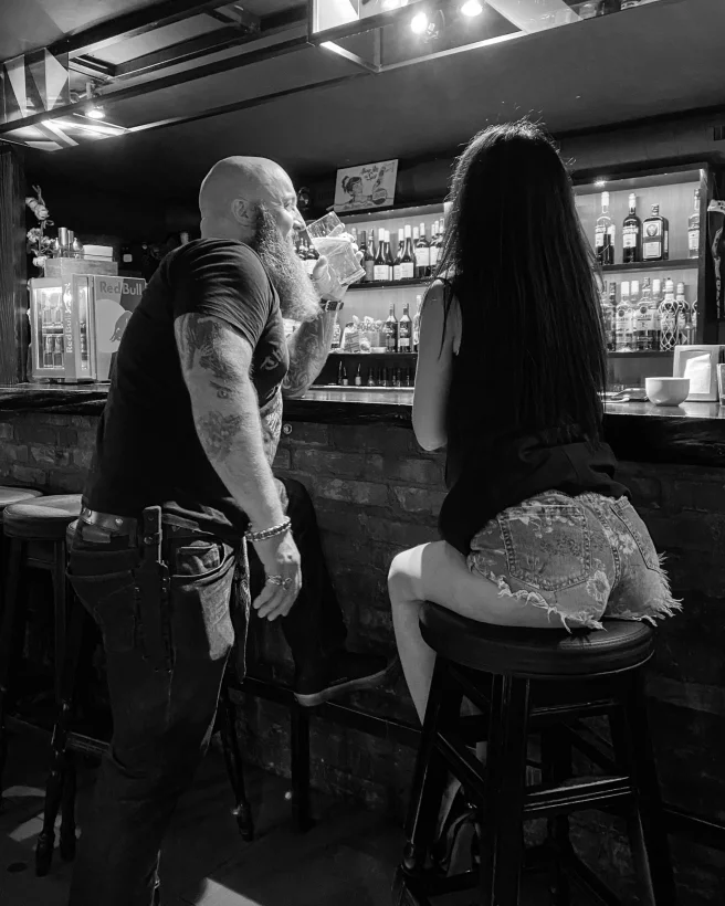 Интерьер/Экстерьер/Банкетная зона/Бар/Стол для двоих/Вход/Главный зал/Lounge зона бар Old Brick фото