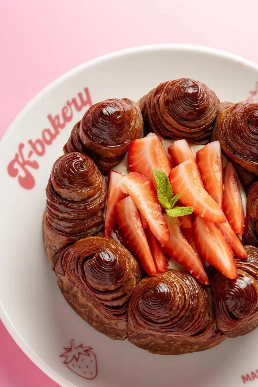 Интерьер/Экстерьер/Банкетная зона/Бар/Стол для двоих/Вход/Главный зал/Lounge зона пекарня К-Bakery фото