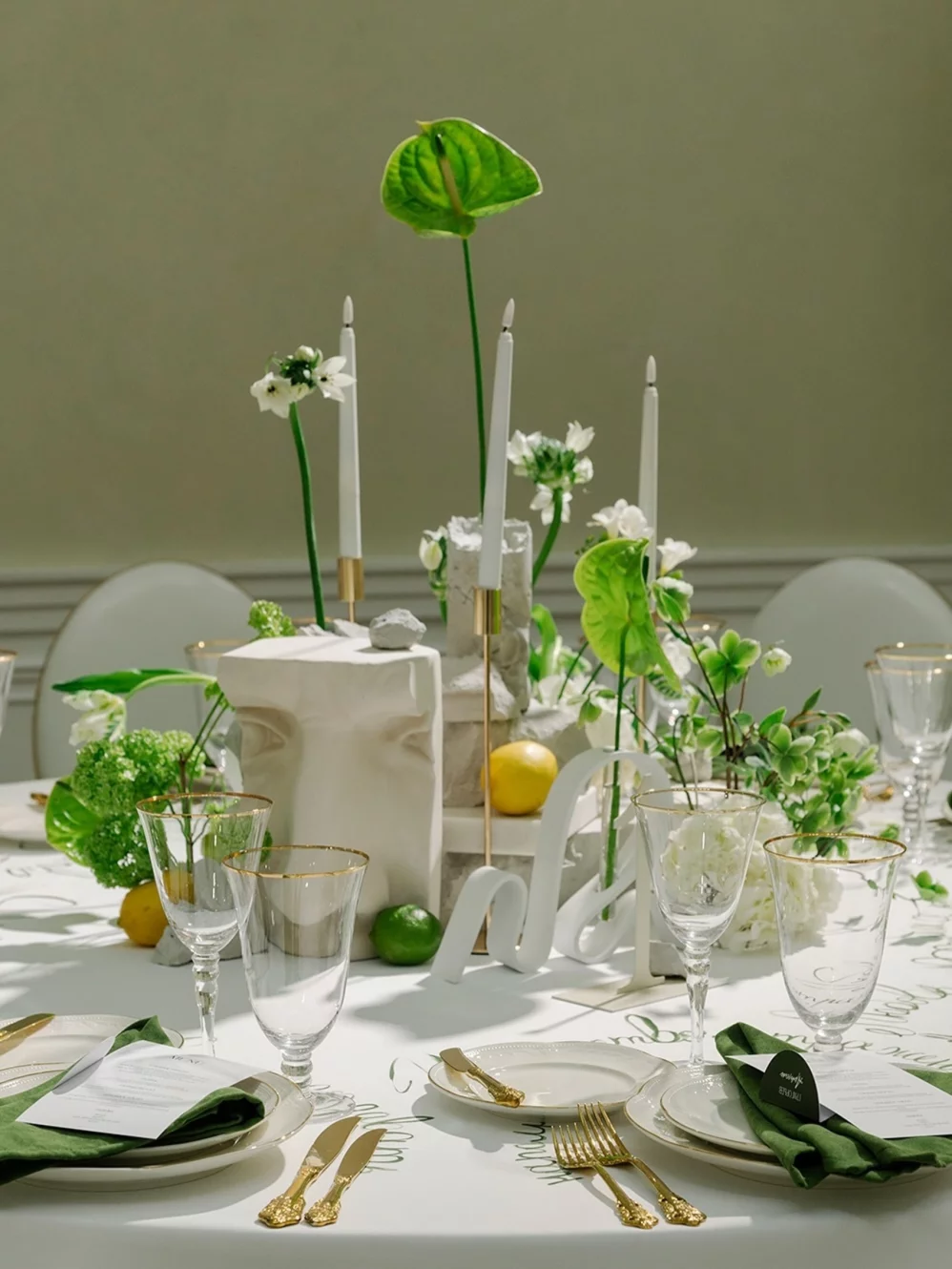 Интерьер/Экстерьер/Банкетная зона/Бар/Стол для двоих/Вход/Главный зал/Lounge зона ресторан Gourmet фото