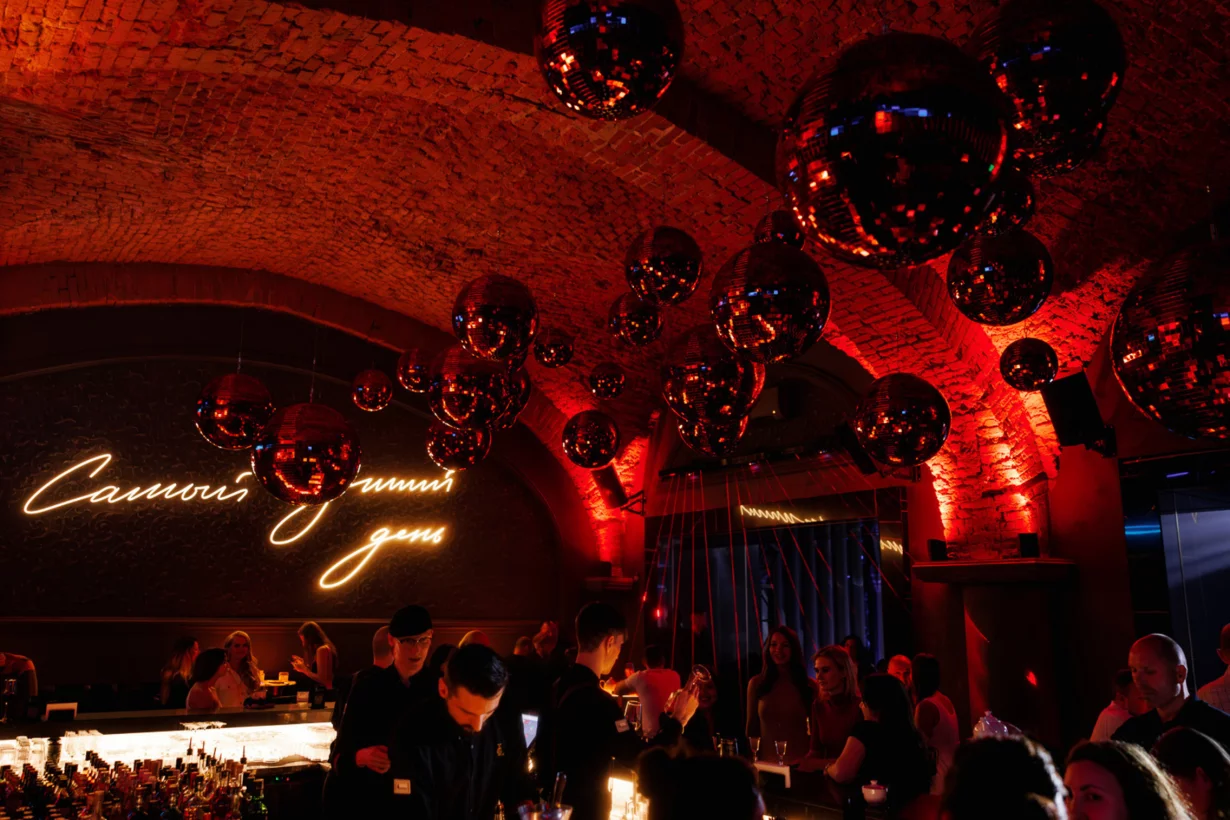 Бар "Leps Bar" / "Лепс бар", Санкт-Петербург: бронирование, цены, меню, адрес, ф
