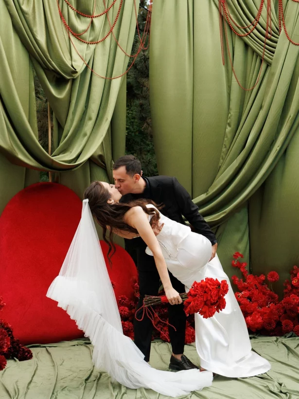 Интерьер/Экстерьер/Банкетная зона/Бар/Стол для двоих/Вход/Главный зал/Lounge зона ресторан Графский парк фото