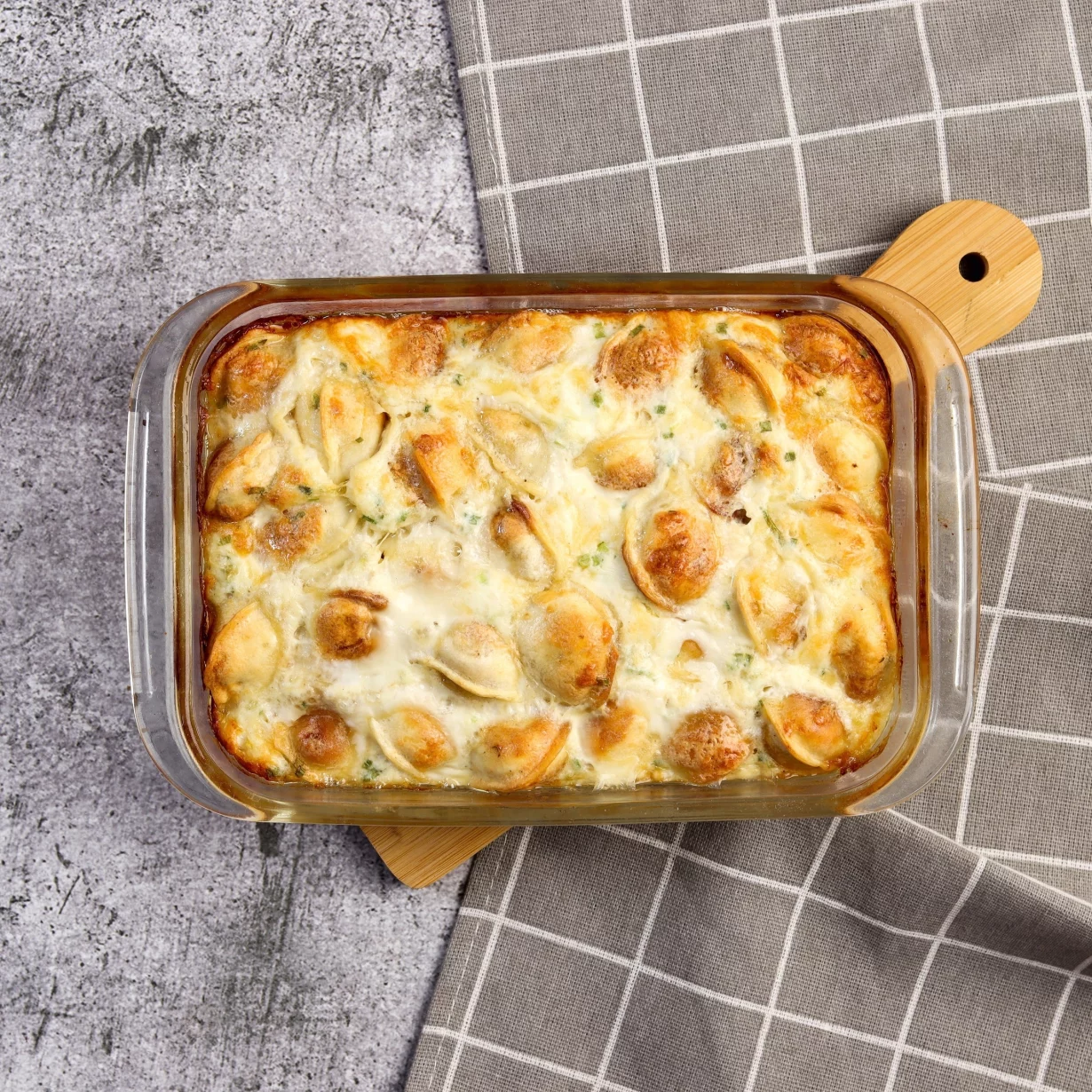 Запеканка с пельменями фото Запеканка с пельменями фото