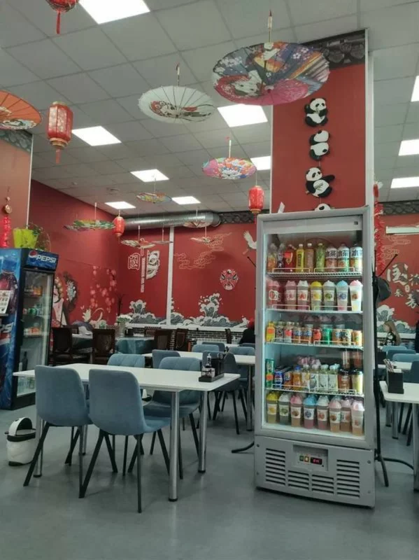 Интерьер/Экстерьер/Банкетная зона/Бар/Стол для двоих/Вход/Главный зал/Lounge зона ресторан Кунг-фу Панда фото