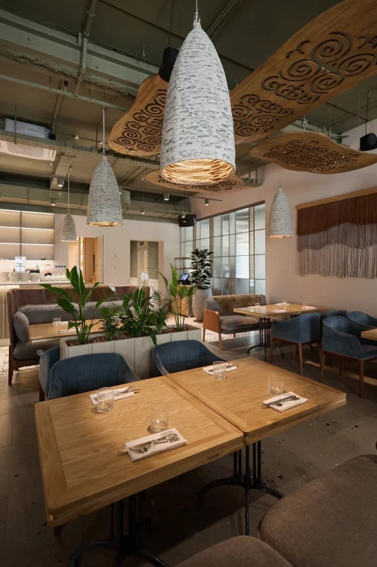 Интерьер/Экстерьер/Банкетная зона/Бар/Стол для двоих/Вход/Главный зал/Lounge зона ресторан Гурмадзе фото