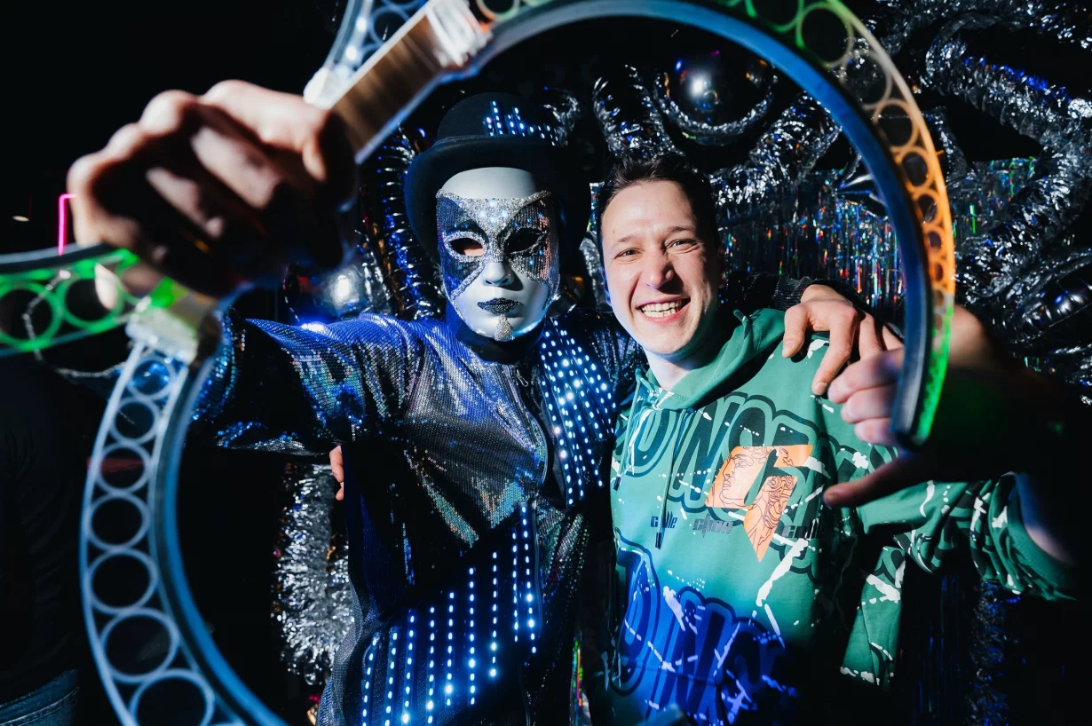 Интерьер/Экстерьер/Банкетная зона/Бар/Стол для двоих/Вход/Главный зал/Lounge зона бар Nebar фото