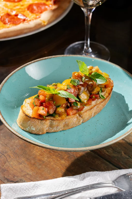 Интерьер/Экстерьер/Банкетная зона/Бар/Стол для двоих/Вход/Главный зал/Lounge зона ресторан Sapori di Italia фото