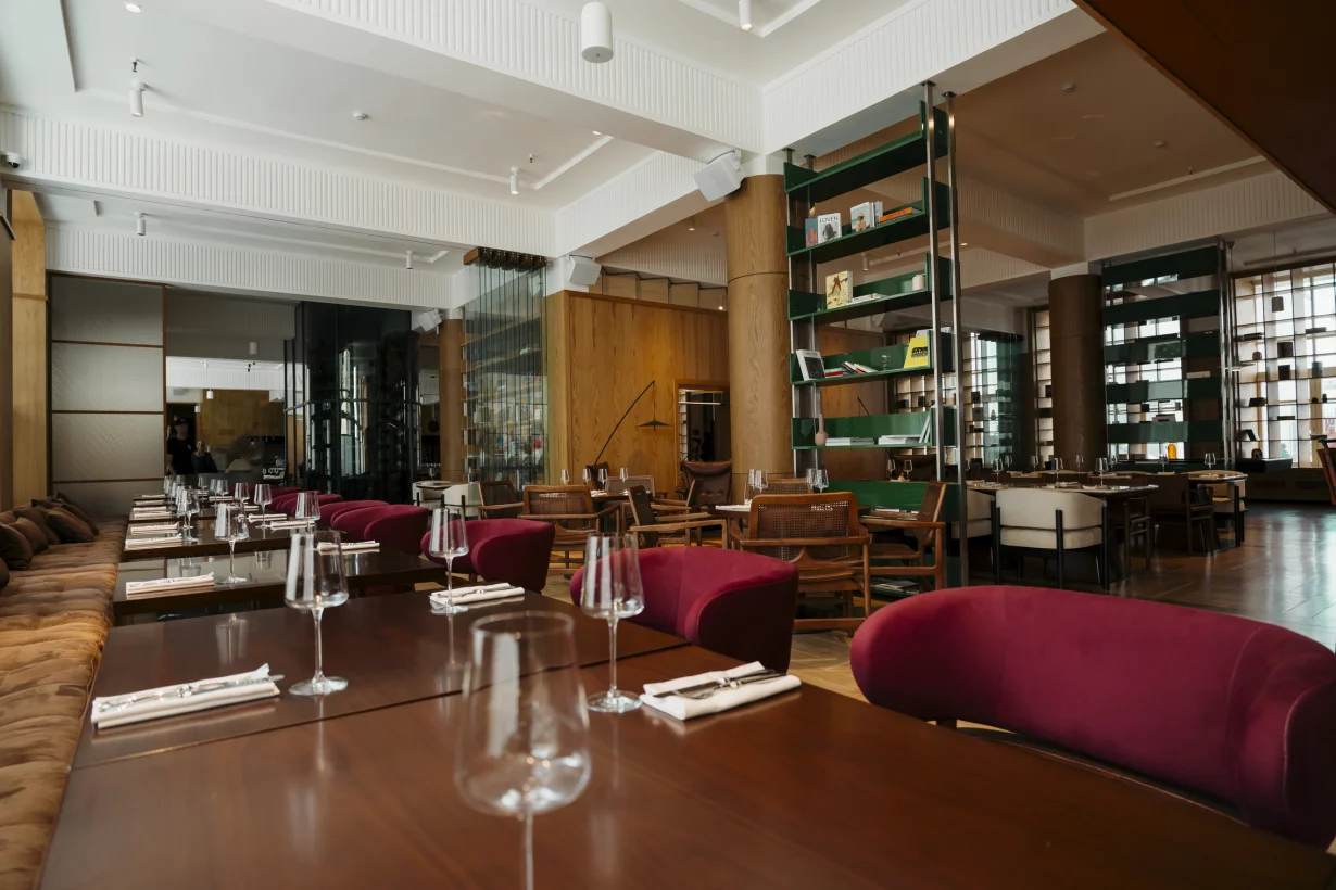 Интерьер/Экстерьер/Банкетная зона/Бар/Стол для двоих/Вход/Главный зал/Lounge зона ресторанный комплекс Дом русского бильярда и ресторация «Москва» фото