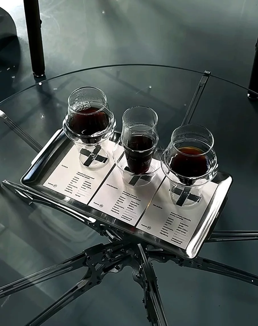 Интерьер/Экстерьер/Банкетная зона/Бар/Стол для двоих/Вход/Главный зал/Lounge зона кофейня Pluscoffee фото