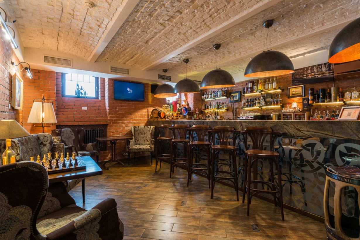 Ресторан Виски Румс (Whisky Rooms) в Леонтьевском переулке (м. Арбатская, Тверск
