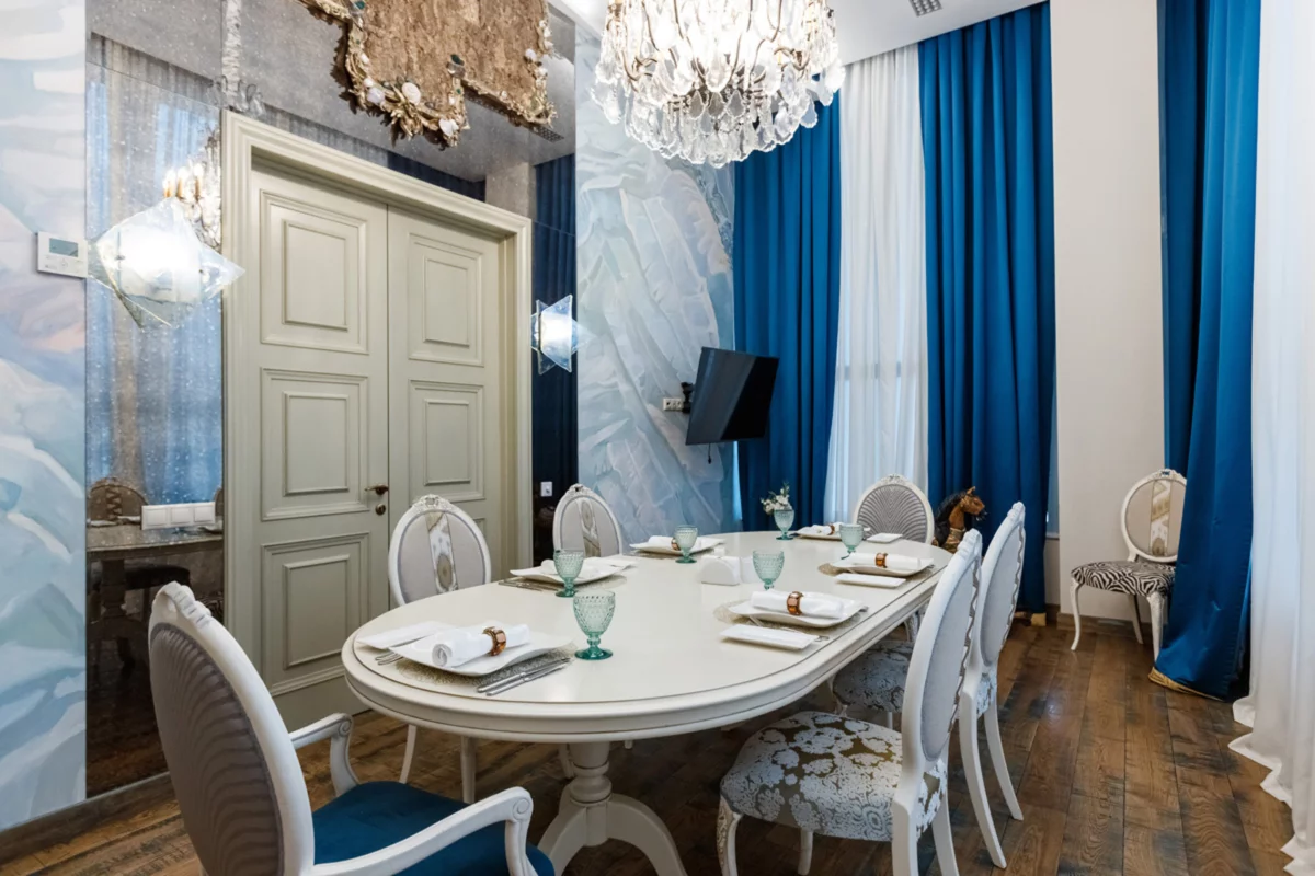 Интерьер/Экстерьер/Банкетная зона/Бар/Стол для двоих/Вход/Главный зал/Lounge зона банкетный зал Адриана фото