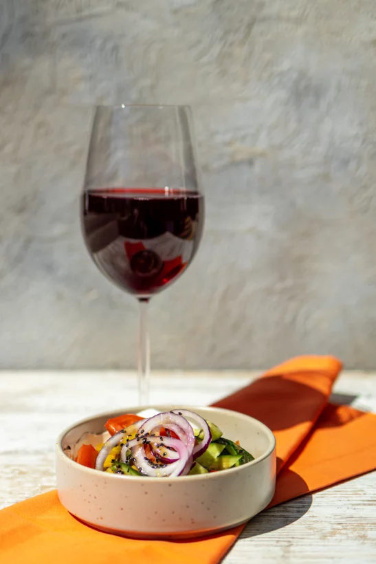 Интерьер/Экстерьер/Банкетная зона/Бар/Стол для двоих/Вход/Главный зал/Lounge зона ресторан Sadu фото