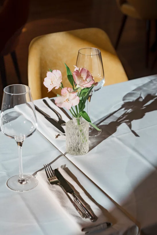 Интерьер/Экстерьер/Банкетная зона/Бар/Стол для двоих/Вход/Главный зал/Lounge зона ресторан Sapori di Italia фото