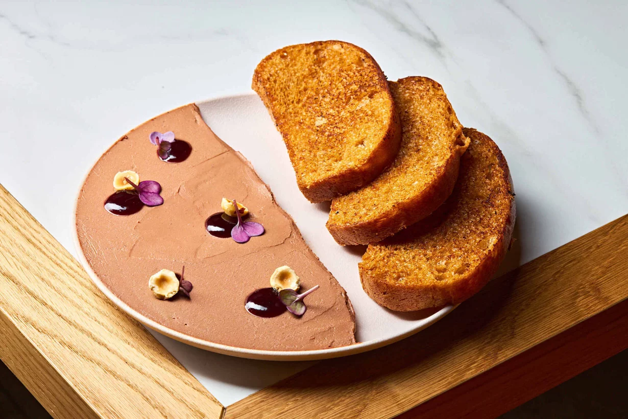 Интерьер/Экстерьер/Банкетная зона/Бар/Стол для двоих/Вход/Главный зал/Lounge зона пекарня Ухват фото