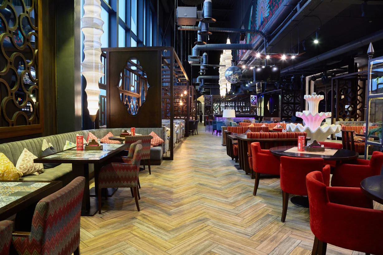 Основной зал Чайхана Пахвала