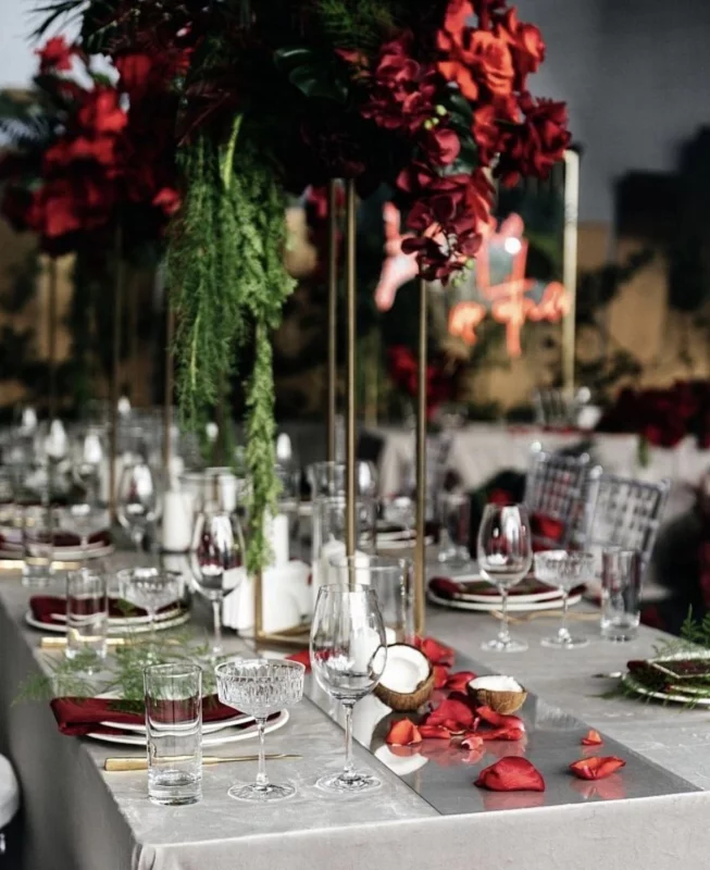 Интерьер/Экстерьер/Банкетная зона/Бар/Стол для двоих/Вход/Главный зал/Lounge зона ресторан Графский парк фото