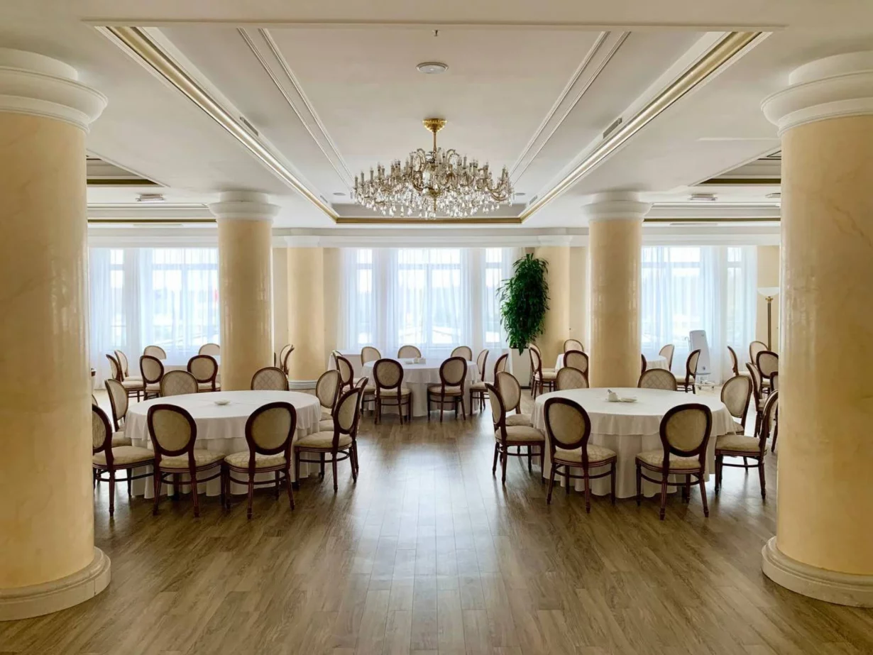 Ресторан «Русская Версалия» Балтийская звезда