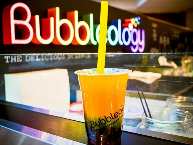 Бабл ти адреса. Bubbleology в Москве. Бабл ти ресторан. Bubbleology Авиапарк. Bubble Tea Авиапарк.