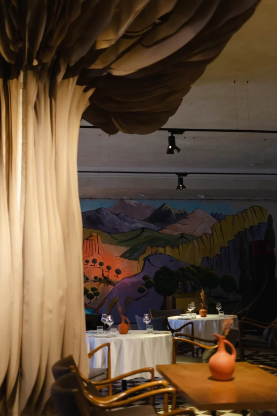 Интерьер/Экстерьер/Банкетная зона/Бар/Стол для двоих/Вход/Главный зал/Lounge зона ресторанный комплекс Мечты фото