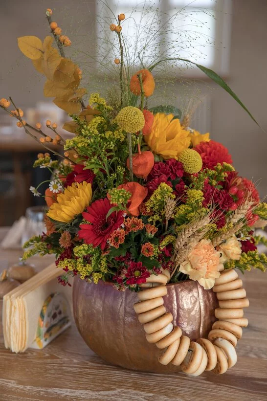 Интерьер/Экстерьер/Банкетная зона/Бар/Стол для двоих/Вход/Главный зал/Lounge зона ресторан Есения фото