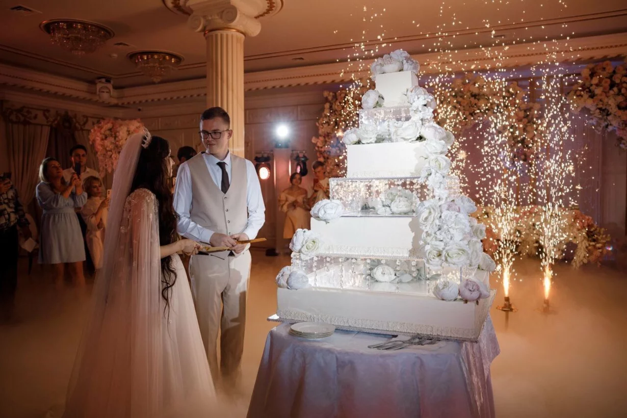 Малый зал Соколиная охота