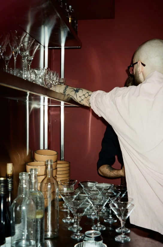 Интерьер/Экстерьер/Банкетная зона/Бар/Стол для двоих/Вход/Главный зал/Lounge зона бар Nomer фото