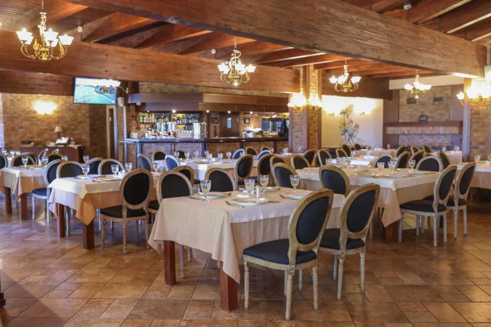 Интерьер/Экстерьер/Банкетная зона/Бар/Стол для двоих/Вход/Главный зал/Lounge зона ресторан Нота фото