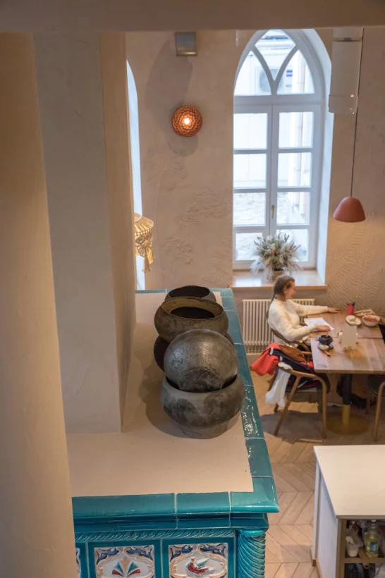 Интерьер/Экстерьер/Банкетная зона/Бар/Стол для двоих/Вход/Главный зал/Lounge зона ресторан Есения фото