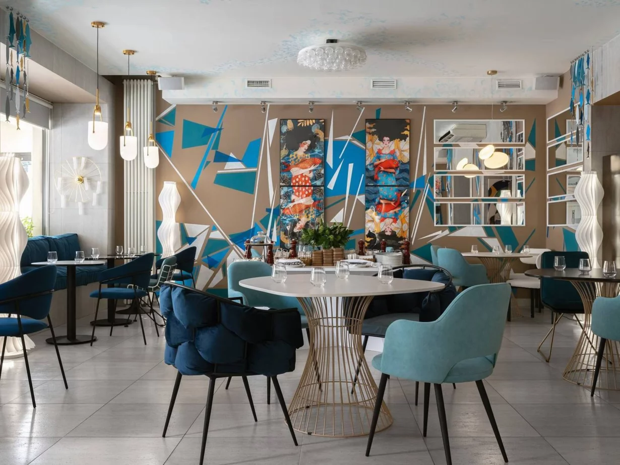 Интерьер/Экстерьер/Банкетная зона/Бар/Стол для двоих/Вход/Главный зал/Lounge зона ресторан RoseMary фото