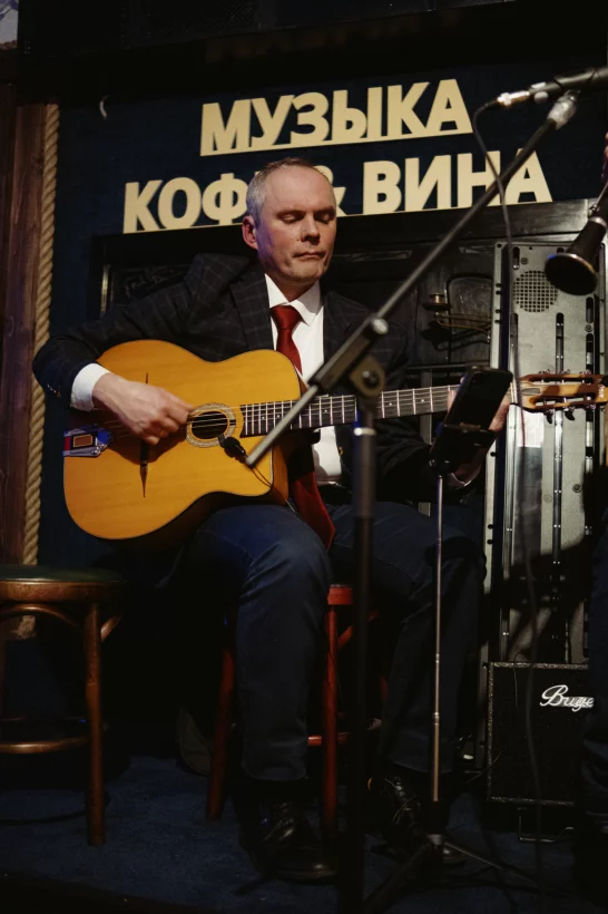 Интерьер/Экстерьер/Банкетная зона/Бар/Стол для двоих/Вход/Главный зал/Lounge зона ресторан Музыка кофе и вина. МКВ фото