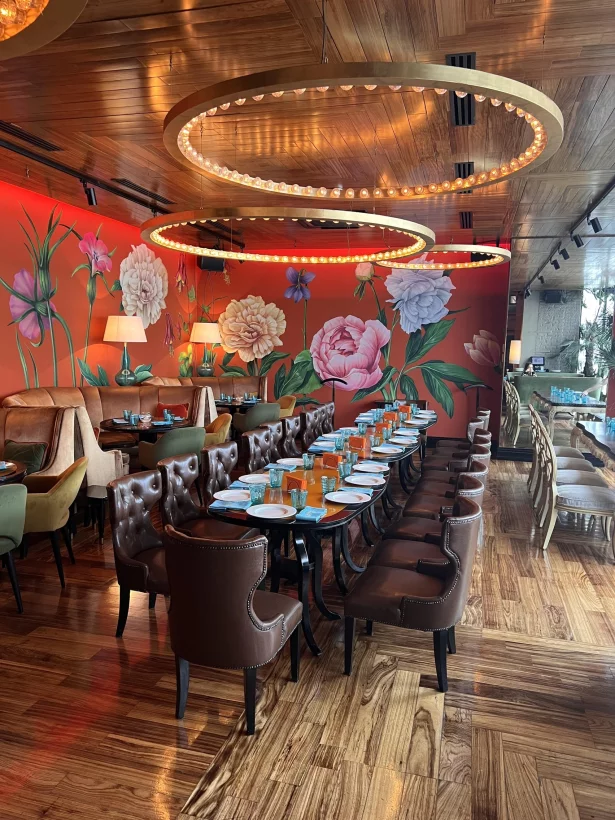 Интерьер/Экстерьер/Банкетная зона/Бар/Стол для двоих/Вход/Главный зал/Lounge зона ресторанный комплекс Soho Rooms фото