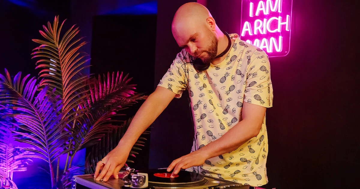 Miami Lounge — ресторан, Санкт-Петербург