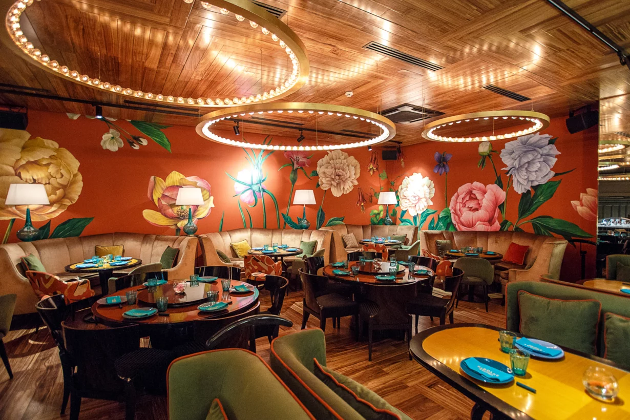 Интерьер/Экстерьер/Банкетная зона/Бар/Стол для двоих/Вход/Главный зал/Lounge зона ресторанный комплекс Soho Rooms фото